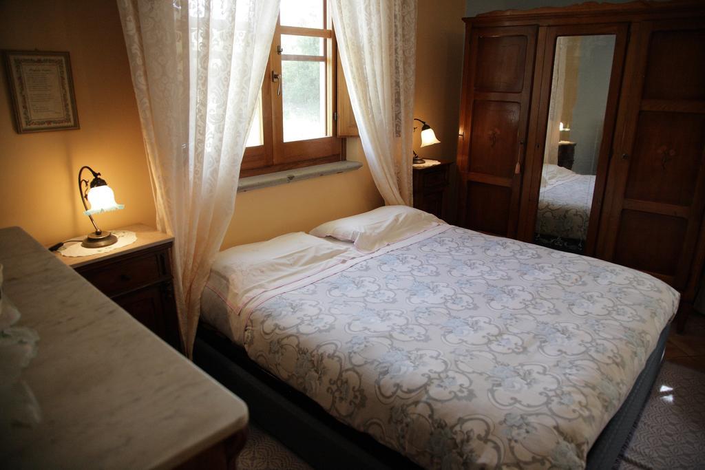 Su Livariu Siamaggiore Habitación foto